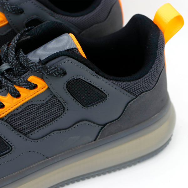 Deportivas gris-naranja