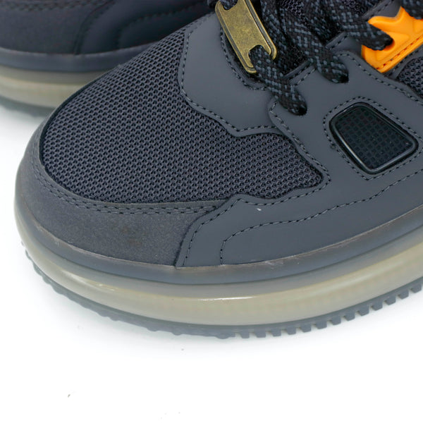 Deportivas gris-naranja