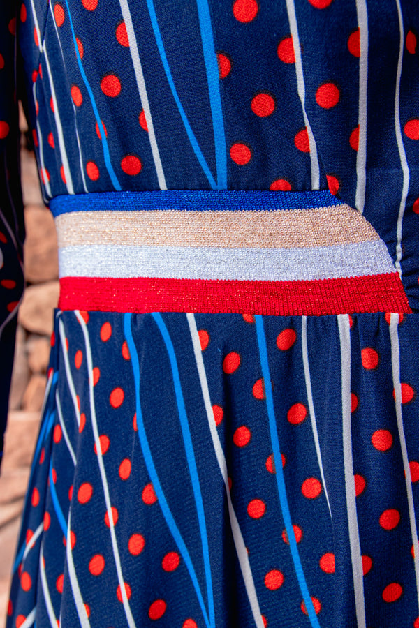 Vestido midi con vuelo