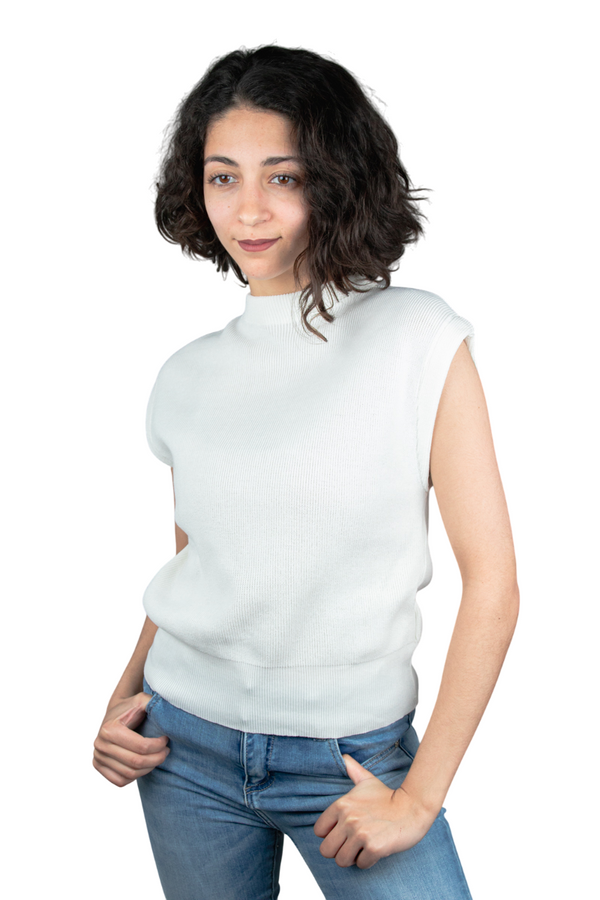 Top de canalé tipo chaleco