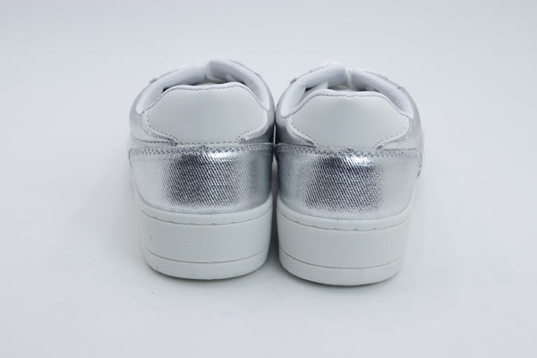 Deportivas efecto metalizado