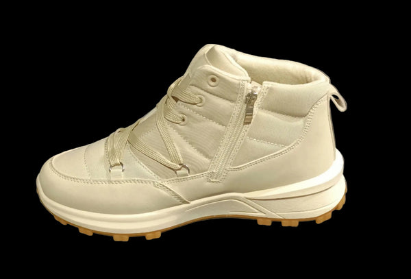 Botines con cordoneras