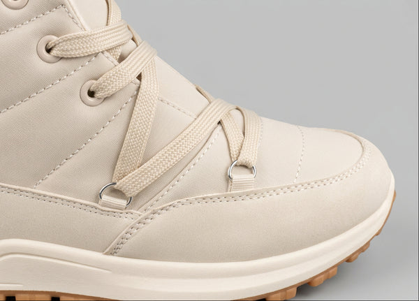 Botines con cordoneras