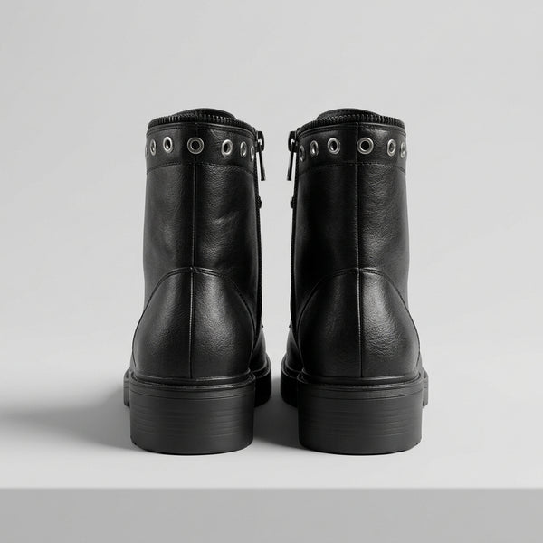 Botines negros con pedrería