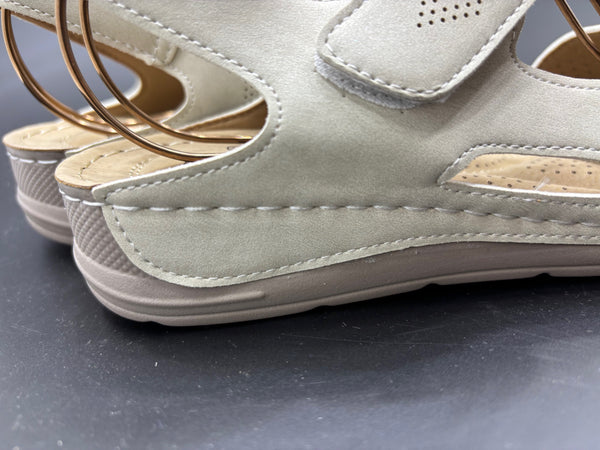 Sandalias 8611 Beig