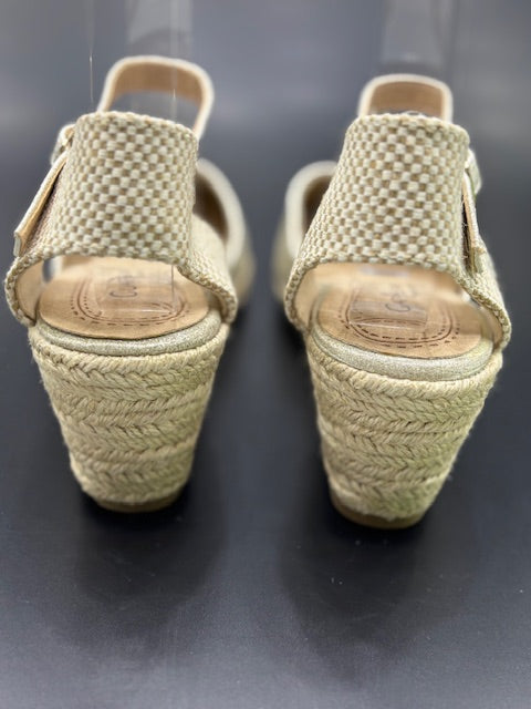Sandalias 136 Taupe