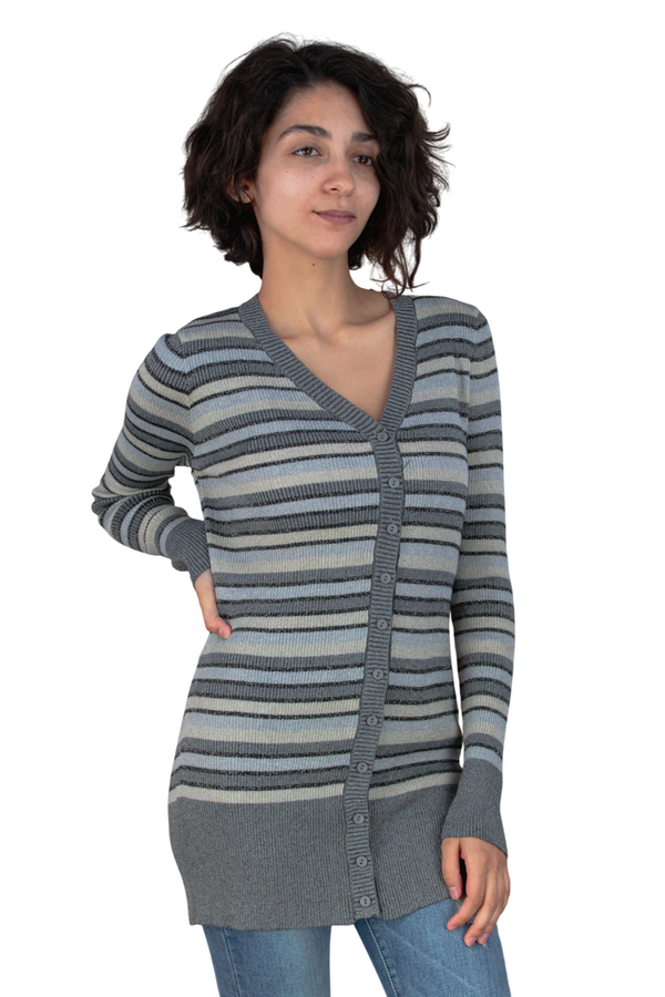 Cárdigan ceñido abotonado