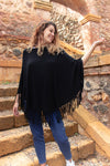 Poncho con flecos