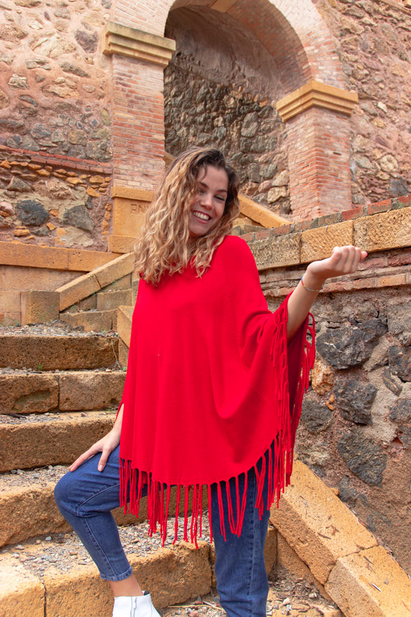 Poncho con flecos