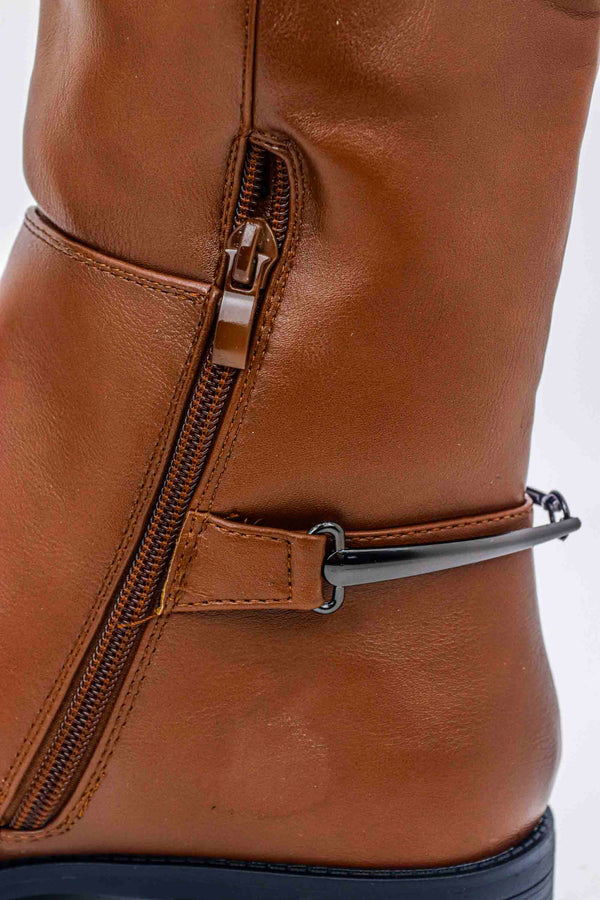 Botas planas de caña alta