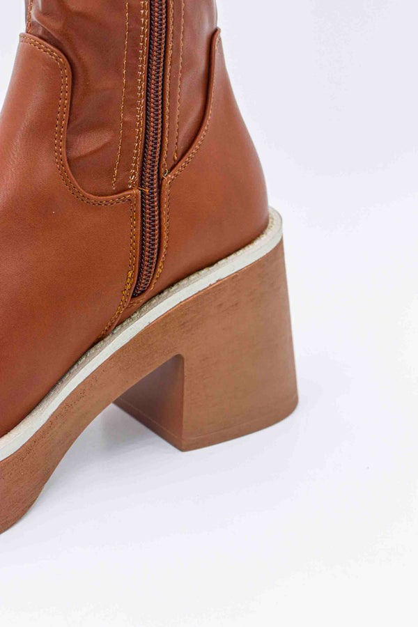 Botas de tacón con plataforma