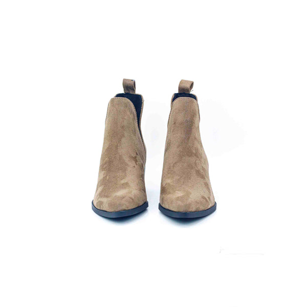 Botines chelsea con tacón