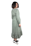 Vestido midi con volante