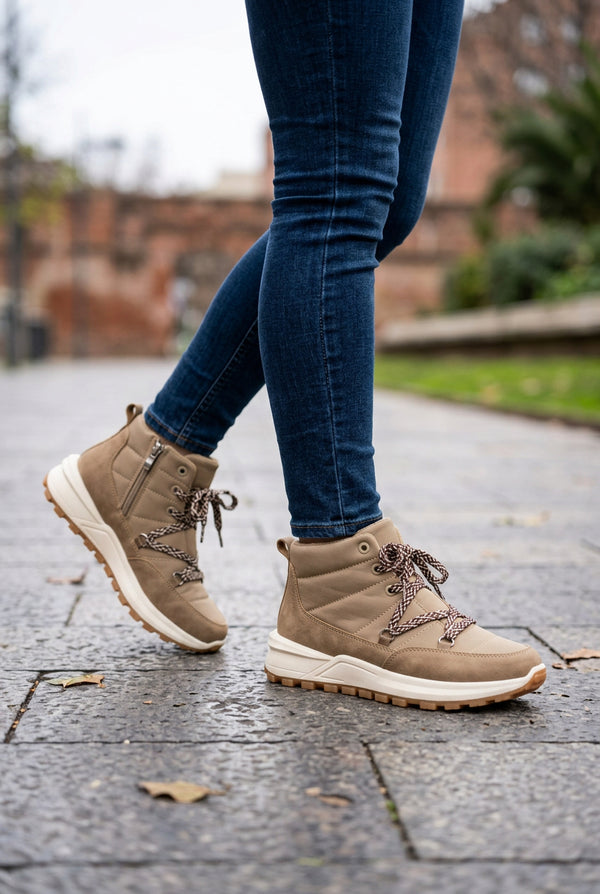 Botines con cordoneras khaki