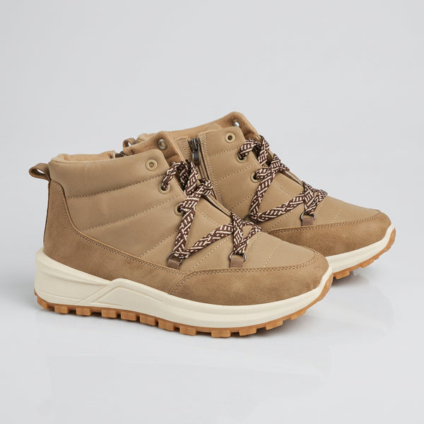 Botines con cordoneras khaki