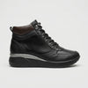 Botines negros con cordoneras