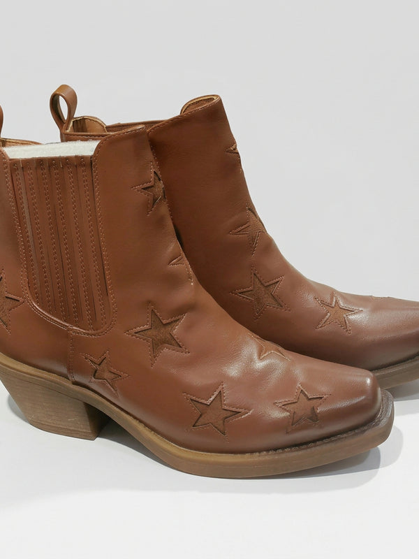 Botines estrellas color cuero