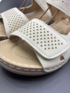 Sandalias 8611 Beig