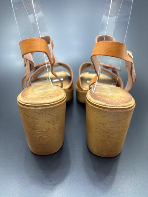 Sandalias de Tiras - Tacón cuadrado - Hebilla Efecto Carey