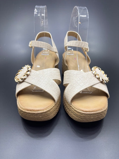 Sandalias Textura Natural Cuña de Media Altura