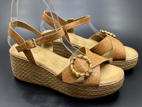 Sandalias Textura Natural Cuña de Media Altura