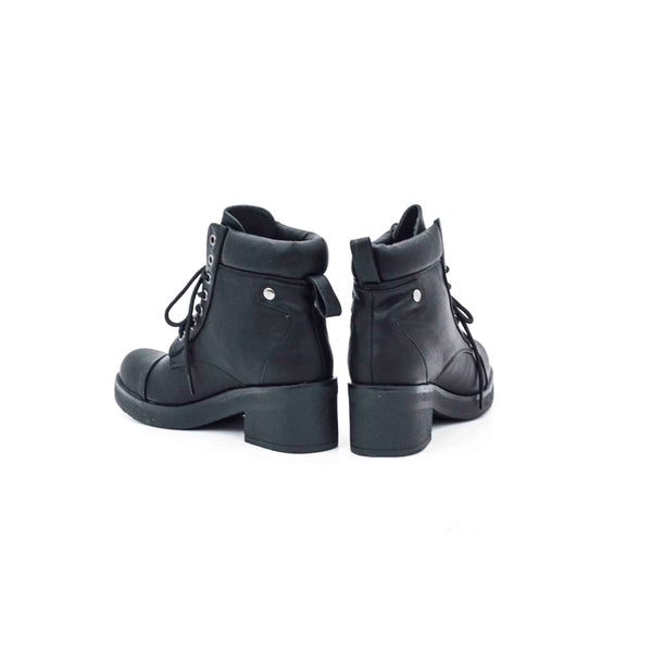 Botines tipo militar
